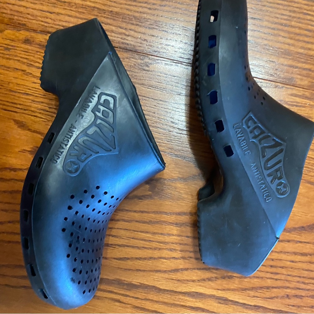 Women's Black Calzuros - Picture 4 of 8